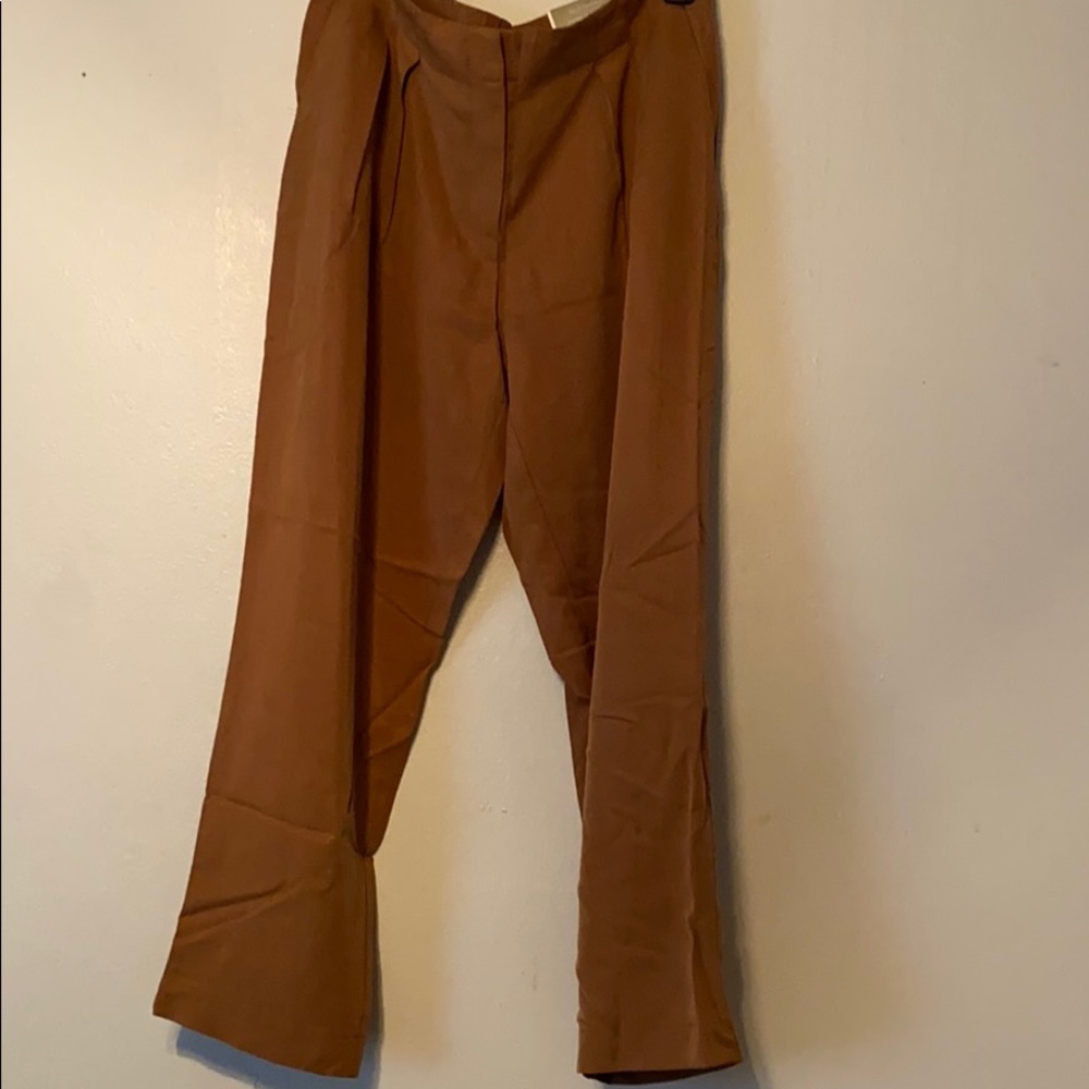 NWT Skimmer Pant